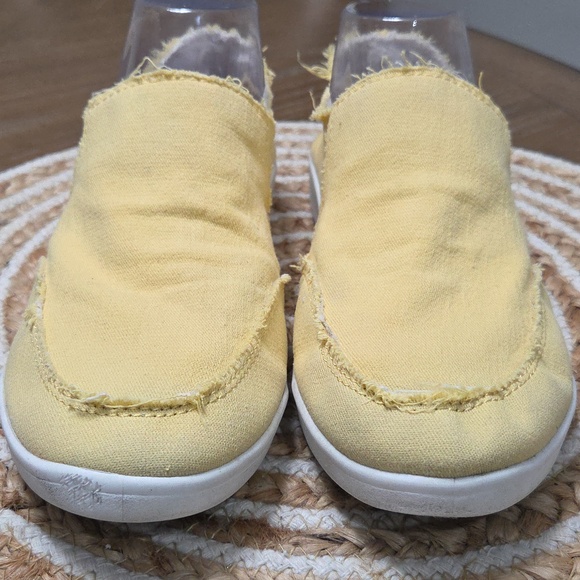 Vionic Beach Malibu Slip On Casual Shoes, Size 8 - Picture 2 of 9